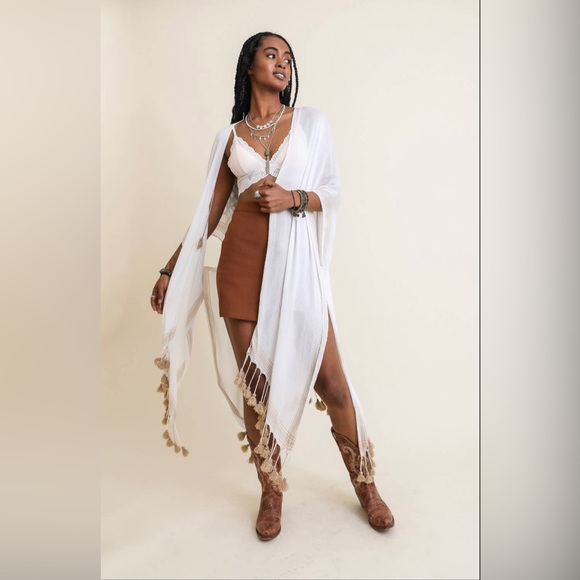 Boho Longline Tassel Kimono - Picture 7 of 10